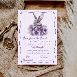 Some Bunny Is On The Way Purple Baby Shower 招待状