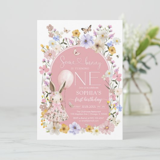 Some Bunny Is ONE First 1st Birthday Invitation 招待状 (スタンド正面)