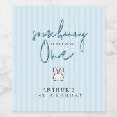 Some Bunny is turning One 1st Birthday Celebration ワインラベル (シングルラベル)