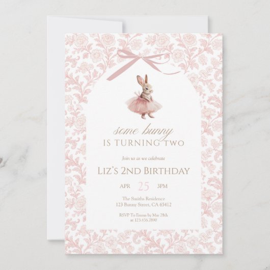 Some Bunny Is Turning Two Pink Tutu Birthday 招待状 (正面)