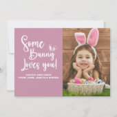 Some Bunny Loves You Cute Easter Photo 招待状 (正面)
