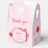 Some Bunny Strawberry Birthday フェイバーボックス (オープン)