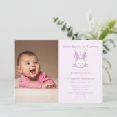 Some Bunny Turning One：最初の誕生日 招待状 (スタンド正面)