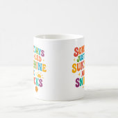 Some days just need sunshine and snacks - Mug コーヒーマグカップ (中央)