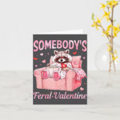 Somebody's Feral Valentine Cute Raccoon Xoxo Valen カード (黄色い花)