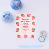 Someone Berry Sweet Strawberry Baby Shower Invite  チラシ (シングル)