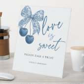 Something Blue Love is Sweet Bridal Shower Favors 台座サイン (インサイチュ)