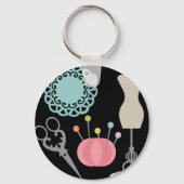 "Sometimes a girl just gotta sew!" キーホルダー (裏面)