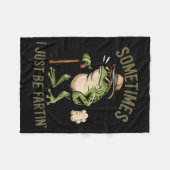 Sometimes I Just Be Fartin' Funny Frog Farting  フリースブランケット (正面(横))