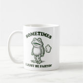 Sometimes I Just Be Farting Funny Frog  コーヒーマグカップ (左)
