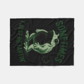 Sometimes I Just Be Farting Funny Frog  フリースブランケット (正面(横))