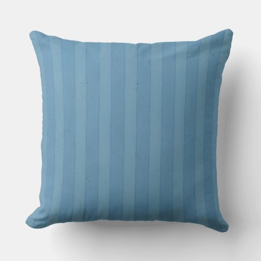 Soothing Blue on Blue Throw Pillow クッション (正面)