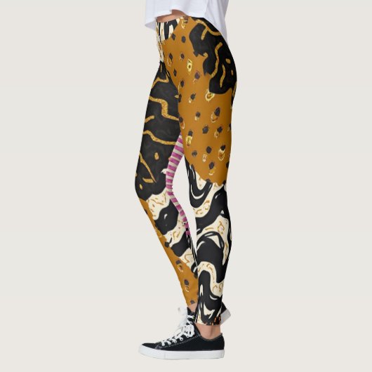 Sophisticated African Caribbean Asian Leggings レギンス (左)