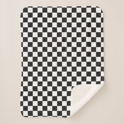Sophisticated Black and White Checkered Pattern シェルパブランケット (正面)
