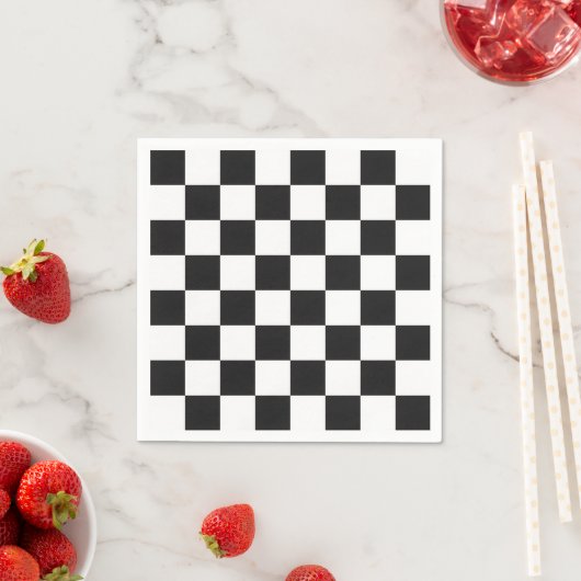 Sophisticated Black and White Checkered Pattern スタンダードカクテルナプキン (インサイチュ)