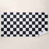 Sophisticated Black and White Checkered Pattern ビーチタオル (正面)