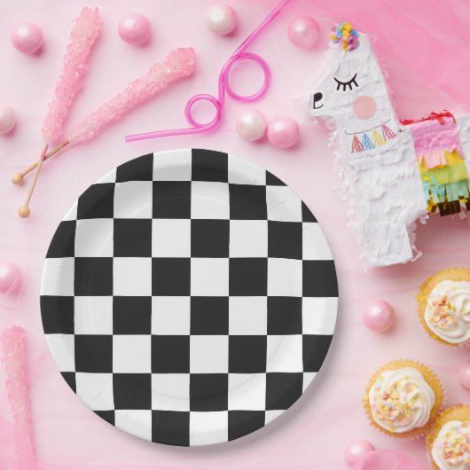 Sophisticated Black and White Checkered Pattern ペーパープレート (パーティー)