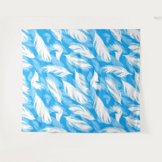 Sophisticated Feather Design On A Bright Blue  タペストリー (正面(横))