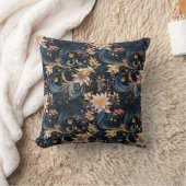 Sophisticated Gold Flowers On Navy Blue クッション (ブランケット)