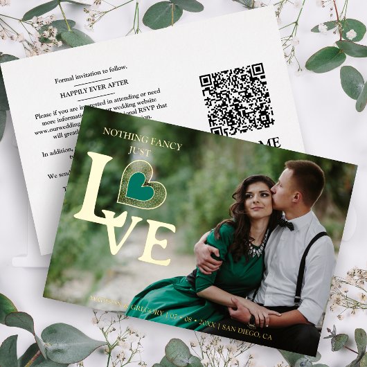 Sophisticated Green Heart Golden Embossed Wedding  箔招待状