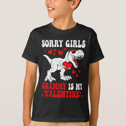 Sorry Girls Grammy Is My Valentine Dinosaur Holdin Tシャツ (正面)