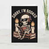 Sorry Im Booked Funny Halloween Skeleton Reading  カード (正面)