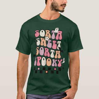 Sorta Sweet Sorta Spooky Retro Groovy Funny Hallow Tシャツ