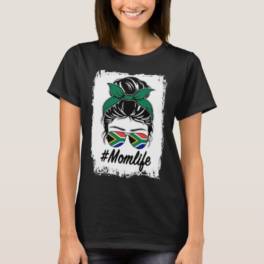 South Africa Flag South African Mom Messy Bun Mom  Tシャツ (正面)