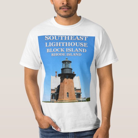Southeast Light House, Block Island, RI Tシャツ (正面)