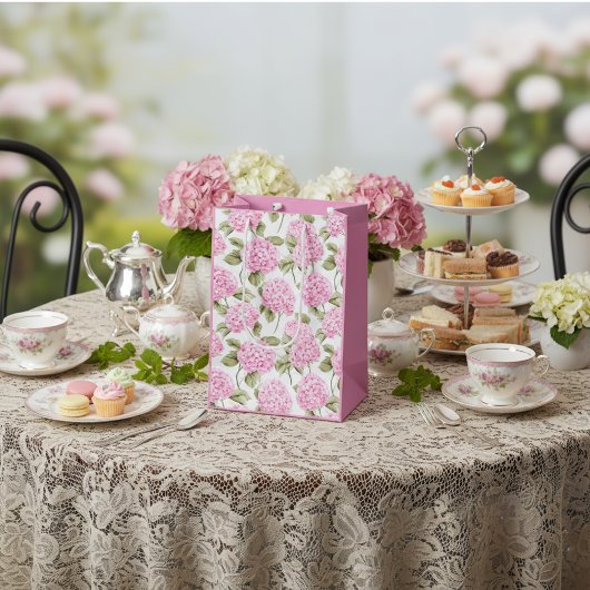 Southern Pink Hydrangea Gift Bag ミディアムペーパーバッグ