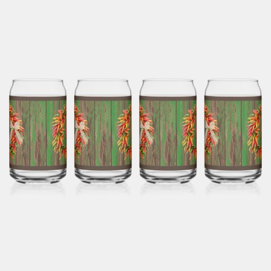 Southwest Chile Ristra Wreath on Wood Personalized ガラス缶 (左)