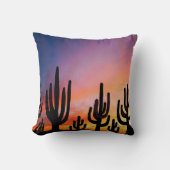 Southwestern Desert Landscape Cactus Sunrise Image クッション (正面)