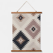 Southwestern Diamond Taupe Black Beige Boho Aztec 吊り下げ型タペストリー (正面)