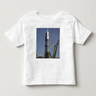 Soyuzのロケットは位置2に建ちます トドラーTシャツ
