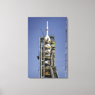 Soyuzのロケットは位置3に建ちます キャンバスプリント