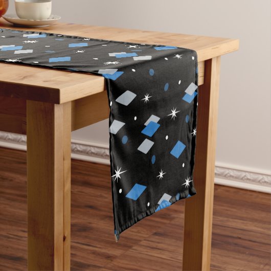 Space Age Diamonds Blue Black ショートテーブルランナー (インサイチュ)