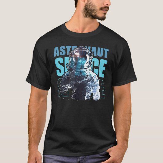 Space Astronaut Galaxy Astronomy Spaceman Tシャツ (正面)