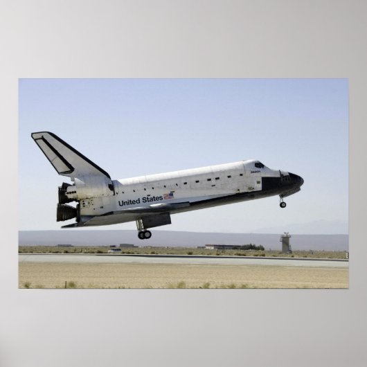 Space Shuttle Atlantis prepares for landing 2 ポスター (正面)