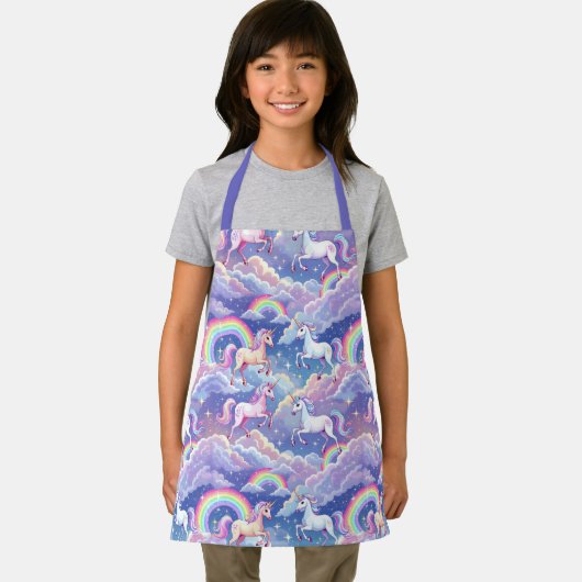 Sparkly rainbow and unicorns on clouds エプロン (インサイチュ)