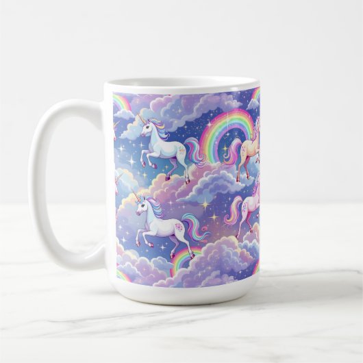 Sparkly rainbow and unicorns on clouds コーヒーマグカップ (左)