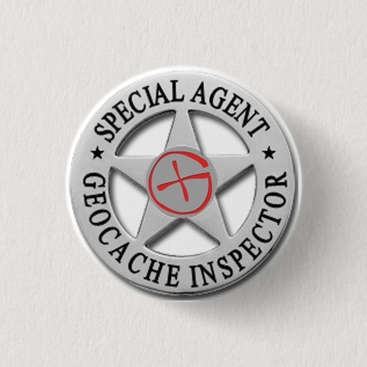 *Special Agent* w/logo Geocacheの検査官 缶バッジ (正面)