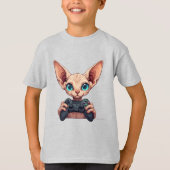 Sphynx Cat Holding Game Controller Tシャツ (正面)