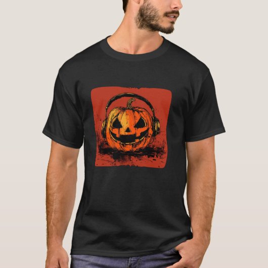 Spin the Beat with this Pumpkin and Headphones Com Tシャツ (正面)