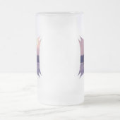 Spinnakerのヨットによって曇らされるビールのジョッキ フロストグラスビールジョッキ (中央)