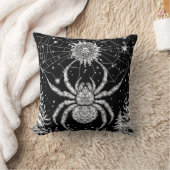 Spinne mit Mandala im Netz unterm Sternenhimmel クッション (ブランケット)