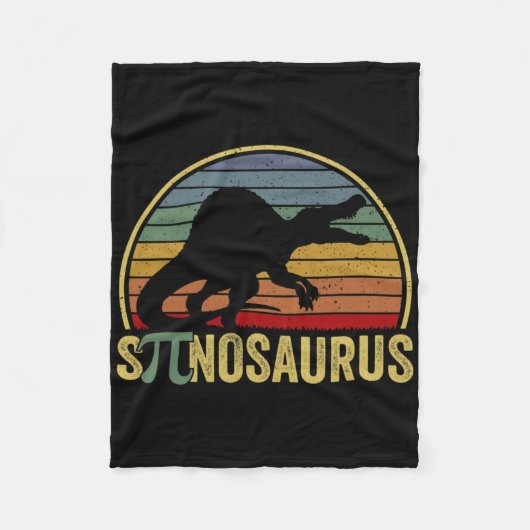 Spinosaurus - Dinosaur Pi Day Funny Math Pun  フリースブランケット (正面)