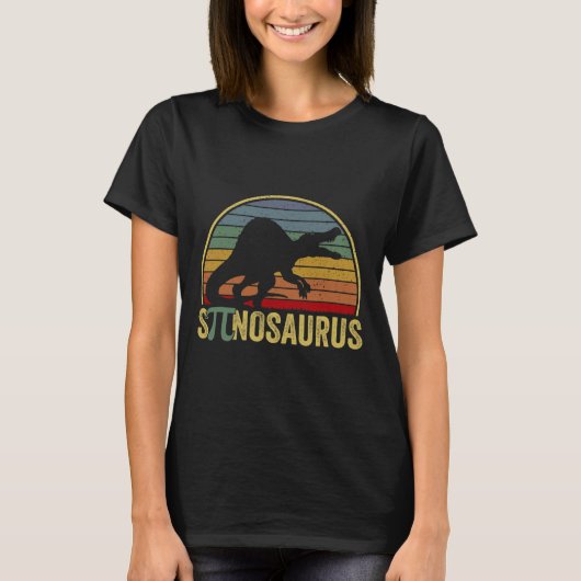 Spinosaurus - Dinosaur Pi Day Funny Math Pun  Tシャツ (正面)
