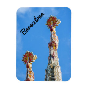 Spires of La Sagrada Familia in Barcelona, Spain マグネット