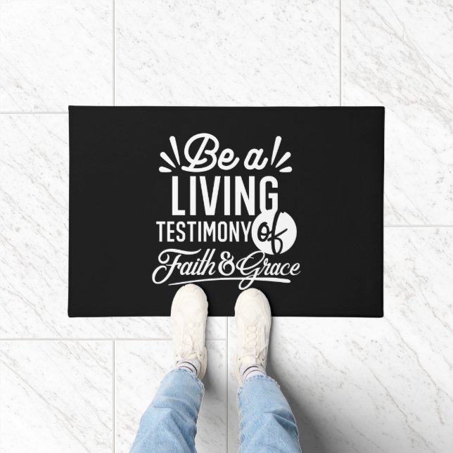 Spiritual Living Testimony Faith and Grace Quote ドアマット (室内)