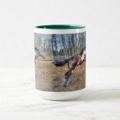 Spirted Pinto Stallionアクションウマ科の写真 マグカップ (中央)